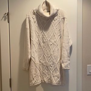 Women’s Long Knitted Sweater